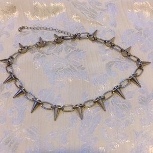 Silver spiked choker